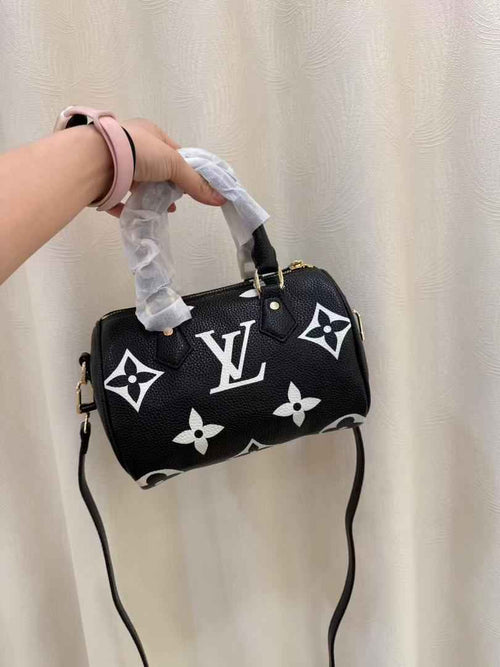 Monogram-Inspired Tote Bag with Box – 20 × 12 × 14 cm