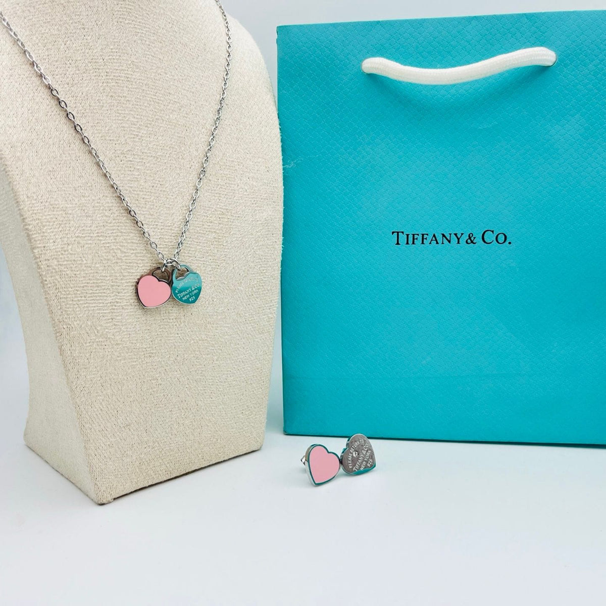 Double Heart Enamel Jewellery Set – Necklace & Earrings | طقم مجوهرات القلب المزدوج بالمينا