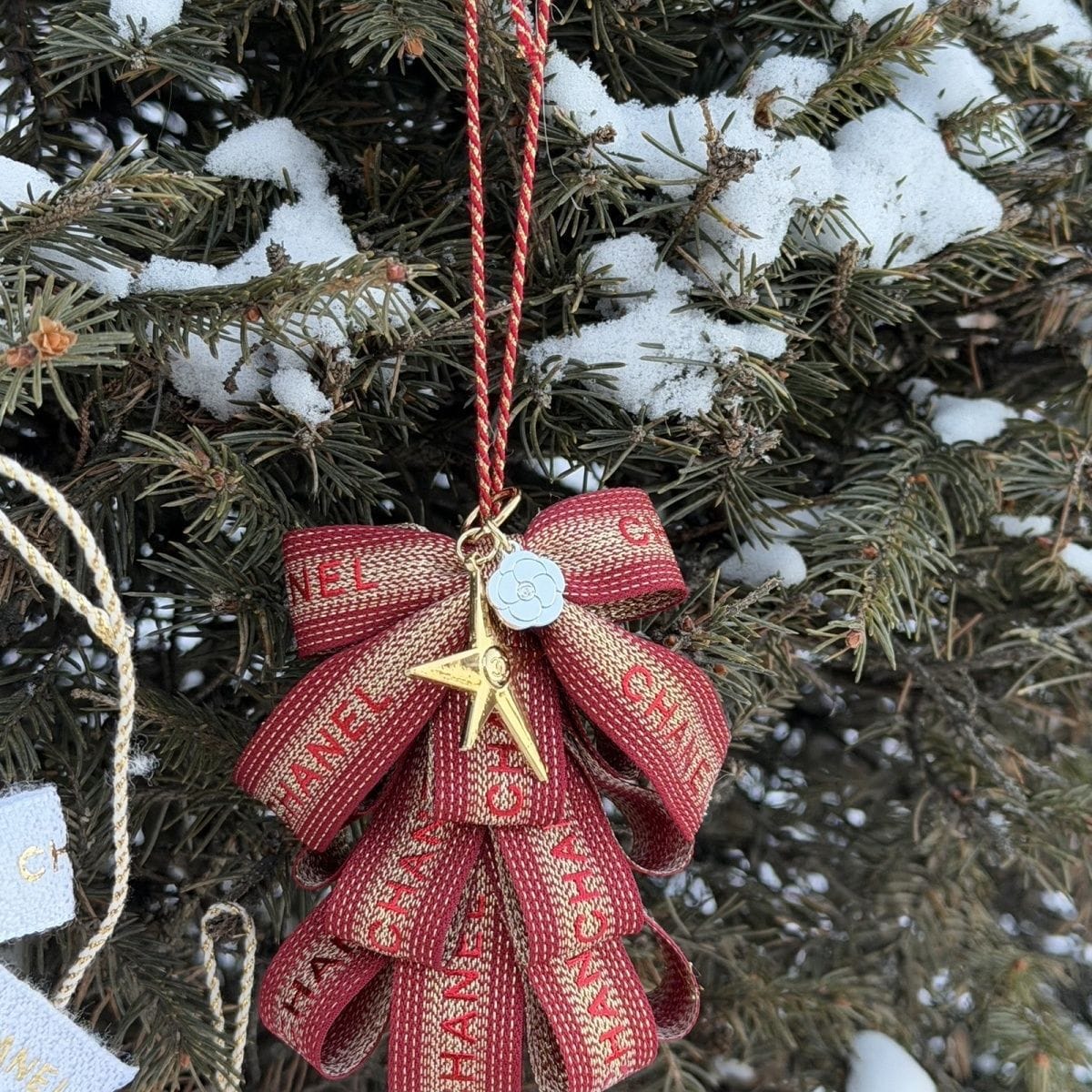 Pink Ribbon and Gold Star Decorative Car Hanger