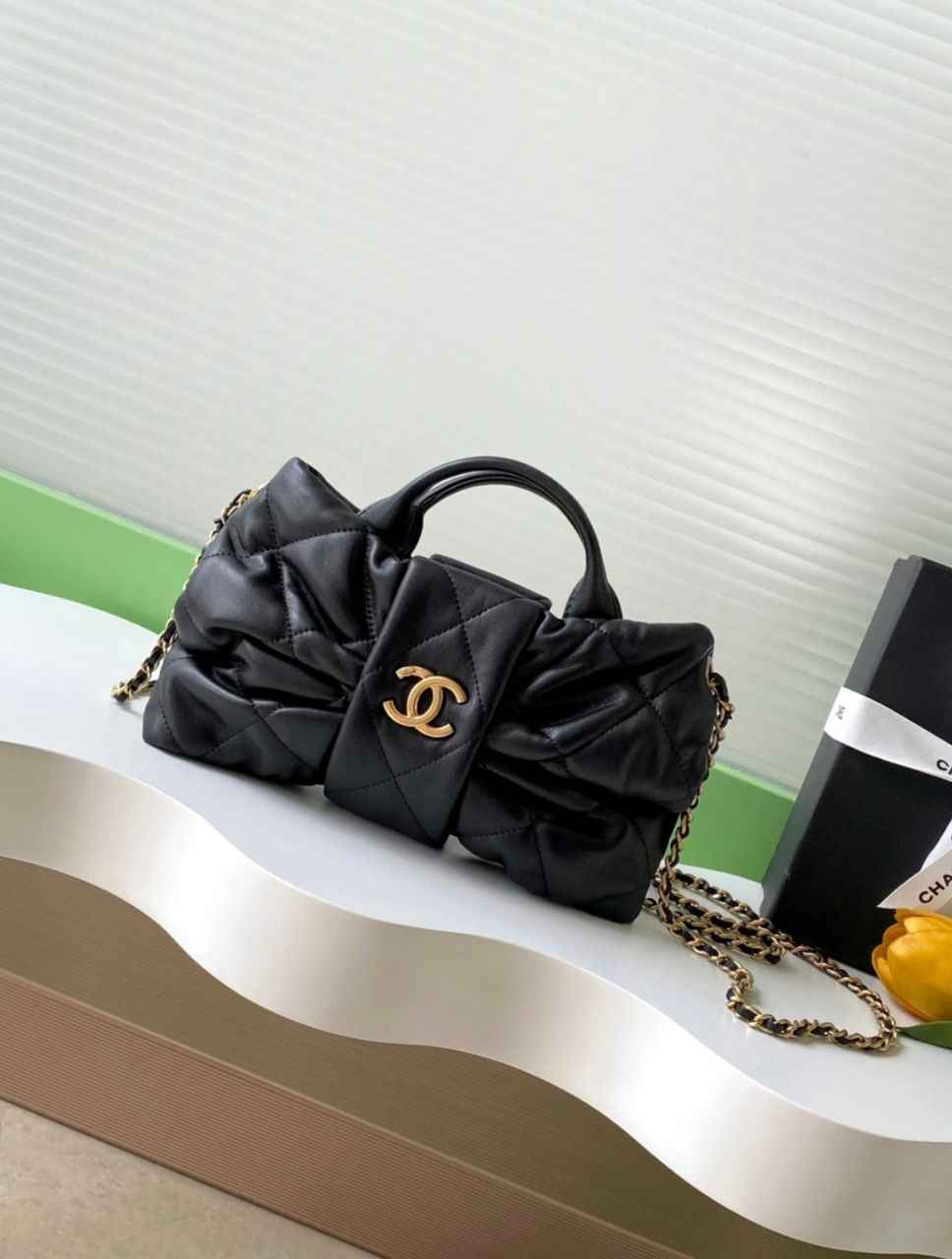 Chanel Quilted Handle Bag | Classic Structured Bag | 24×5×15cm