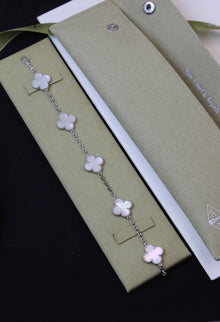 VanCleef & Arpels Vintage Alhambra Bracelet – 5 Motifs | 18K Gold Plated | Mother of Pearl