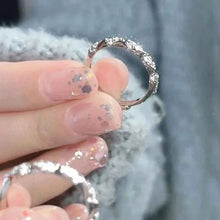 S999 Sterling Silver Winding Love Ring – Elegant Minimalist Design