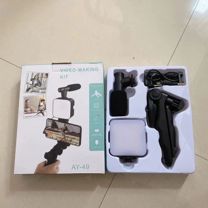 Smartphone & Camera Vlogging Studio Kit – Cold Shoe Mount, Multi-Angle Rig