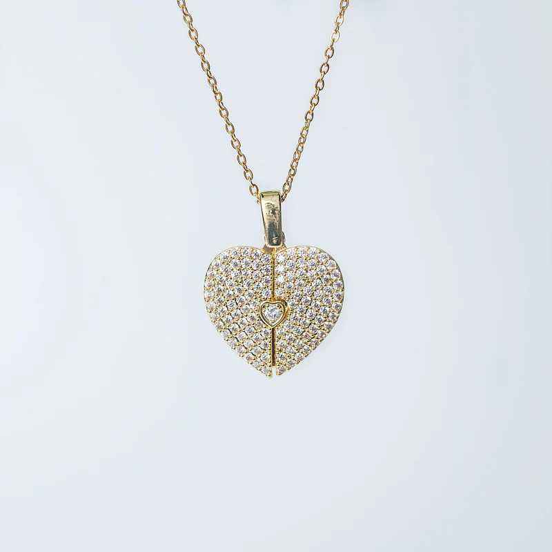 Gold Open-Close Heart Necklace – Double Heart Pendant